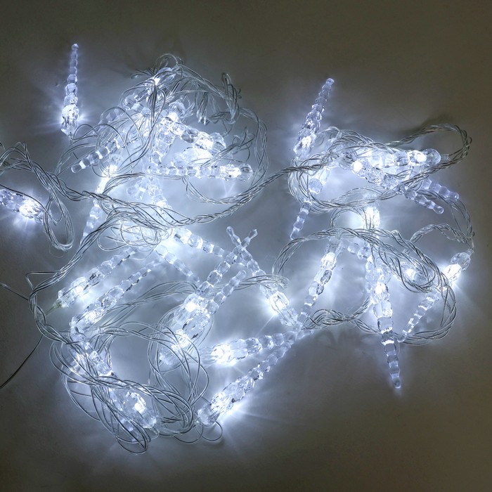 Instalatie luminoasa pe baterii, GLOBAL CHRISTMAS, 32 becuri LED, 5.5 m, Alb Cald, Transparent