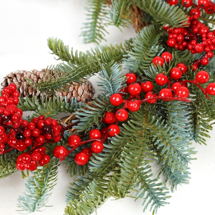 Coronita de craciun, GLOBAL CHRISTMAS, 50 cm, Rosu/Verde, Conuri/Pomușoare/Globuri, PE