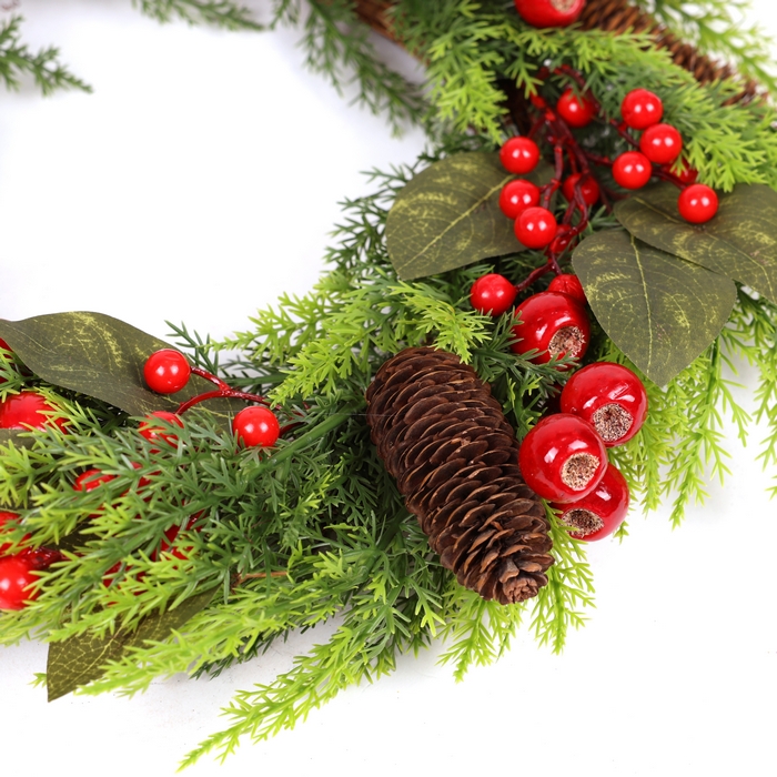 Coronita de craciun, GLOBAL CHRISTMAS, 50 cm, Rosu/Verde, Conuri/Pomușoare/Globuri, PE